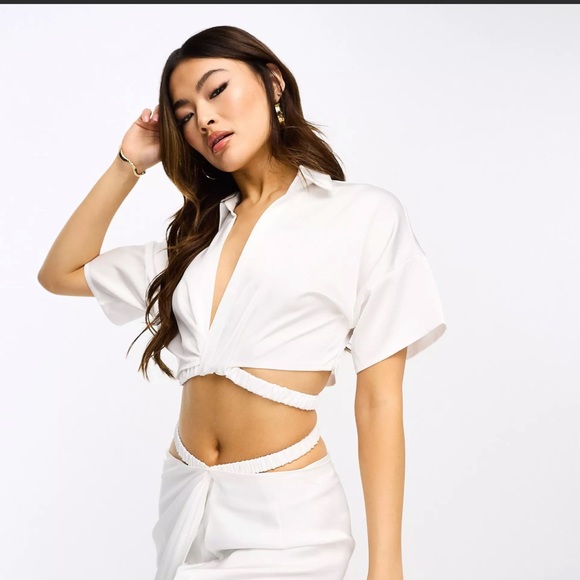ASOS Kaiia two piece satin set - with ruched and wrapped detail - Picture 2 of 12